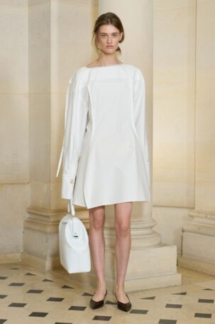 2/35 | Carven Spring 2026 | Courtesy of Carven Carven Spring 2026 | Courtesy of Carven