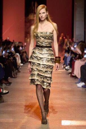 2/62 | Elie Saab | Spring 2026 | Courtesy of Elie Saab Elie Saab | Spring 2026 | Courtesy of Elie Saab