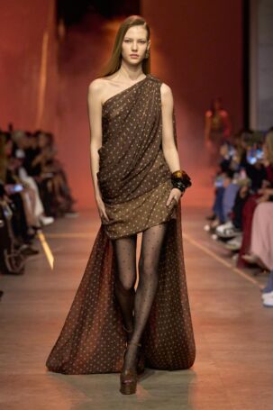 9/62 | Elie Saab | Spring 2026 | Courtesy of Elie Saab Elie Saab | Spring 2026 | Courtesy of Elie Saab