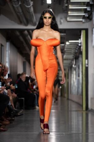 1/58 | Jean Paul Gaultier Spring 2026 | Photo: Yannis Vlamos | Courtesy of Jean Paul Gaultier Jean Paul Gaultier Spring 2026 | Photo: Yannis Vlamos | Courtesy of Jean Paul Gaultier
