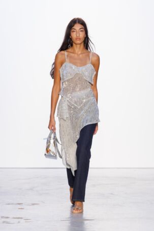 5/30 | KIMHĒKIM Spring 2026 | Photo: Maria chekhovskaya | Courtesy of KIMHĒKIM KIMHĒKIM Spring 2026 | Photo: Maria chekhovskaya | Courtesy of KIMHĒKIM