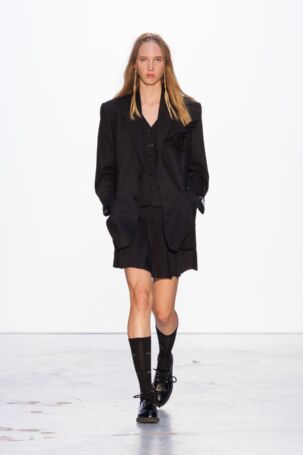 12/30 | KIMHĒKIM Spring 2026 | Photo: Maria chekhovskaya | Courtesy of KIMHĒKIM KIMHĒKIM Spring 2026 | Photo: Maria chekhovskaya | Courtesy of KIMHĒKIM