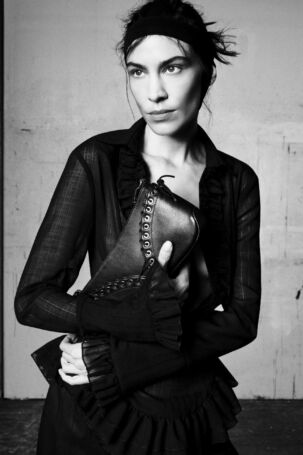 1/7 | Details at Ludovic de Saint Sernin Spring 2026 | Photo: Jean-Baptiste Talbourdet | Courtesy of Ludovic de Saint Sernin Details at Ludovic de Saint Sernin Spring 2026 | Photo: Jean-Baptiste Talbourdet | Courtesy of Ludovic de Saint Sernin