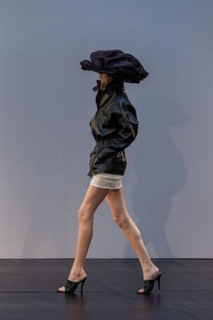 5/28 | Details at Magda Butrym Spring 2026 | Courtesy of Magda Butrym Details at Magda Butrym Spring 2026 | Courtesy of Magda Butrym
