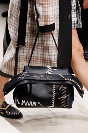 12/80 | Details at Tod's Spring 2026 | Courtesy of Tod's Details at Tod's Spring 2026 | Courtesy of Tod's