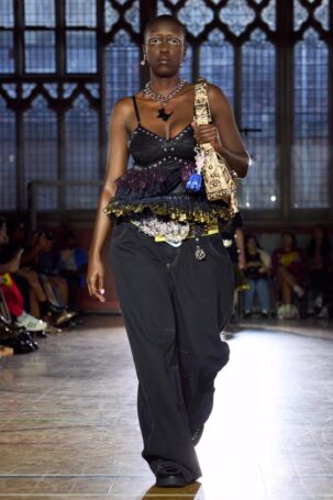 5/49 | Chopova Lowena Spring 2026 | Photo: GORUNWAY | Courtesy of Chopova Lowena Chopova Lowena Spring 2026 | Photo: GORUNWAY | Courtesy of Chopova Lowena