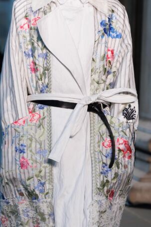 4/104 | Details at Erdem | Spring 2026 | Courtesy of Erdem Details at Erdem | Spring 2026 | Courtesy of Erdem