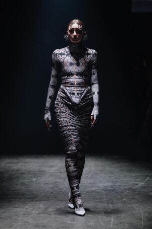 4/25 | Hengdi Wang Spring 2026 | Photo: Marcus Hartelt | Courtesy of Hengdi Wang Hengdi Wang Spring 2026 | Photo: Marcus Hartelt | Courtesy of Hengdi Wang