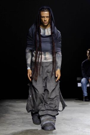 5/16 | YAKU Spring 2026 | Photo: Morgan Williams | Courtesy of YAKU YAKU Spring 2026 | Photo: Morgan Williams | Courtesy of YAKU