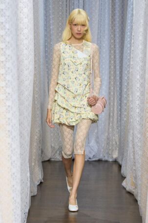 2/37 | Sandy Liang Spring 2026 | Photo: Filippo Fior | Courtesy of Sandy Liang Sandy Liang Spring 2026 | Photo: Filippo Fior | Courtesy of Sandy Liang