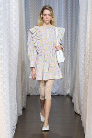 5/37 | Sandy Liang Spring 2026 | Photo: Filippo Fior | Courtesy of Sandy Liang Sandy Liang Spring 2026 | Photo: Filippo Fior | Courtesy of Sandy Liang