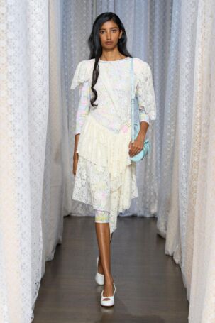 9/37 | Sandy Liang Spring 2026 | Photo: Filippo Fior | Courtesy of Sandy Liang Sandy Liang Spring 2026 | Photo: Filippo Fior | Courtesy of Sandy Liang