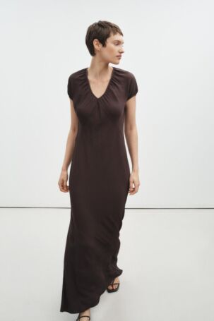 8/24 | Theory Spring 2026 | Courtesy of Theory Theory Spring 2026 | Courtesy of Theory