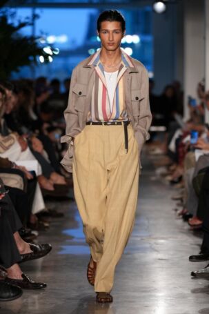 3/45 | Todd Snyder Spring 2026 Menswear | Courtesy of Todd Snyder Todd Snyder Spring 2026 Menswear | Courtesy of Todd Snyder