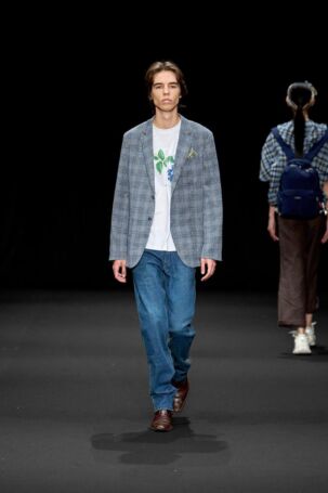 12/15 | ALLFORYOU (Global Fashion Collective) Spring 2026 | Photo Credit: JFWO Japan Fashion Week Organization ALLFORYOU (Global Fashion Collective) Spring 2026 | Photo Credit: JFWO Japan Fashion Week Organization