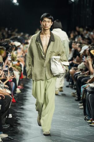 6/48 | ANCELLM Spring 2026 | Photo Credit: JFWO Japan Fashion Week Organization ANCELLM Spring 2026 | Photo Credit: JFWO Japan Fashion Week Organization