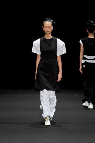 6/19 | CHARINYEH (Global Fashion Collective) Spring 2026 | Photo Credit: JFWO Japan Fashion Week Organization CHARINYEH (Global Fashion Collective) Spring 2026 | Photo Credit: JFWO Japan Fashion Week Organization