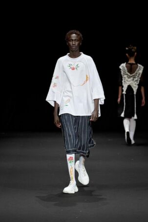 9/19 | CHARINYEH (Global Fashion Collective) Spring 2026 | Photo Credit: JFWO Japan Fashion Week Organization CHARINYEH (Global Fashion Collective) Spring 2026 | Photo Credit: JFWO Japan Fashion Week Organization
