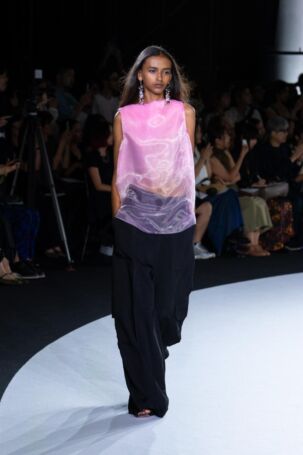 2/44 | HARUNOBUMURATA | Spring 2026 | Courtesy of HARUNOBUMURATA HARUNOBUMURATA | Spring 2026 | Courtesy of HARUNOBUMURATA