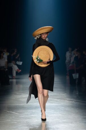 5/32 | Haute Mode Hirata Spring 2026 | Photo Credit: JFWO Japan Fashion Week Organization Haute Mode Hirata Spring 2026 | Photo Credit: JFWO Japan Fashion Week Organization