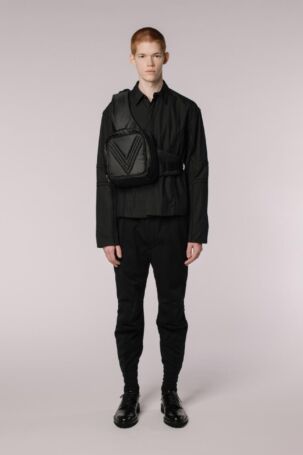 10/18 | HUMMEL 00 Spring 2026 | Photo: Ryusuke Hoshina | Courtesy of HUMMEL 00 HUMMEL 00 Spring 2026 | Photo: Ryusuke Hoshina | Courtesy of HUMMEL 00