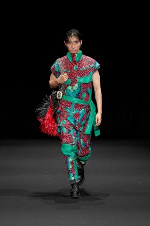 1/16 | NONAME (Global Fashion Collective) Spring 2026 | Photo Credit: JFWO Japan Fashion Week Organization NONAME (Global Fashion Collective) Spring 2026 | Photo Credit: JFWO Japan Fashion Week Organization