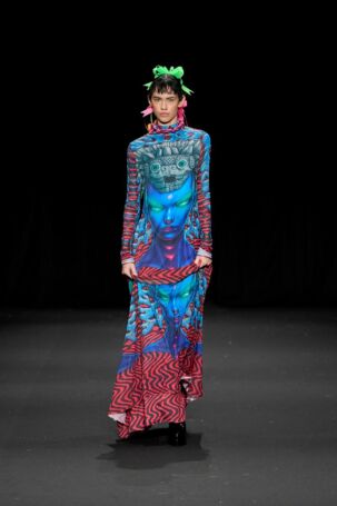 7/16 | NONAME (Global Fashion Collective) Spring 2026 | Photo Credit: JFWO Japan Fashion Week Organization NONAME (Global Fashion Collective) Spring 2026 | Photo Credit: JFWO Japan Fashion Week Organization