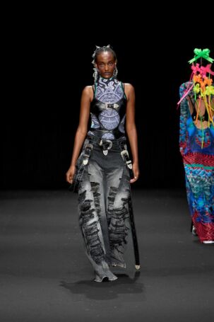 8/16 | NONAME (Global Fashion Collective) Spring 2026 | Photo Credit: JFWO Japan Fashion Week Organization NONAME (Global Fashion Collective) Spring 2026 | Photo Credit: JFWO Japan Fashion Week Organization