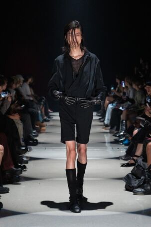 7/28 | ORIMI Spring 2026 | Photo Credit: JFWO Japan Fashion Week Organization ORIMI Spring 2026 | Photo Credit: JFWO Japan Fashion Week Organization