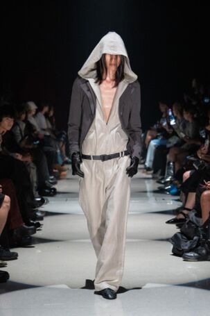 8/28 | ORIMI Spring 2026 | Photo Credit: JFWO Japan Fashion Week Organization ORIMI Spring 2026 | Photo Credit: JFWO Japan Fashion Week Organization