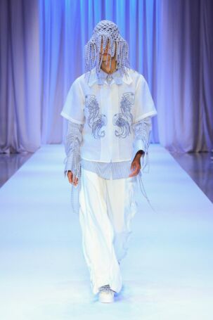 1/12 | Peach Garde (Bench Design Awards: Philippine Fashion Now) Spring 2026 | Photo Credit: JFWO Japan Fashion Week Organization Peach Garde (Bench Design Awards: Philippine Fashion Now) Spring 2026 | Photo Credit: JFWO Japan Fashion Week Organization