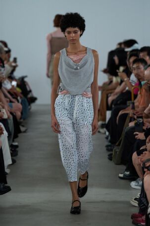 5/30 | pillings Spring 2026 | Photo Credit: JFWO Japan Fashion Week Organization pillings Spring 2026 | Photo Credit: JFWO Japan Fashion Week Organization