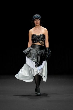 10/14 | SALIM (Global Fashion Collective) Spring 2026 | Photo Credit: JFWO Japan Fashion Week Organization SALIM (Global Fashion Collective) Spring 2026 | Photo Credit: JFWO Japan Fashion Week Organization