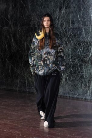 9/33 | SHINYAKOZUKA | Spring 2026 | Courtesy of SHINYAKOZUKA SHINYAKOZUKA | Spring 2026 | Courtesy of SHINYAKOZUKA