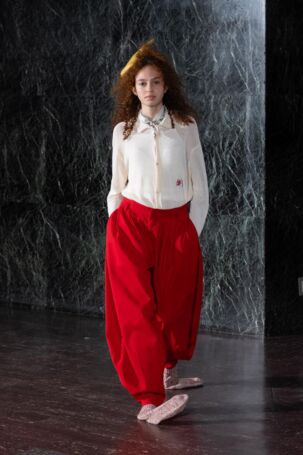 12/33 | SHINYAKOZUKA | Spring 2026 | Courtesy of SHINYAKOZUKA SHINYAKOZUKA | Spring 2026 | Courtesy of SHINYAKOZUKA