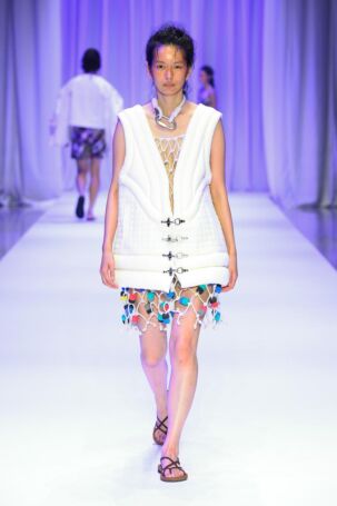 2/12 | STEPHVERANO (Bench Design Awards: Philippine Fashion Now) Spring 2026 | Photo Credit: JFWO Japan Fashion Week Organization STEPHVERANO (Bench Design Awards: Philippine Fashion Now) Spring 2026 | Photo Credit: JFWO Japan Fashion Week Organization
