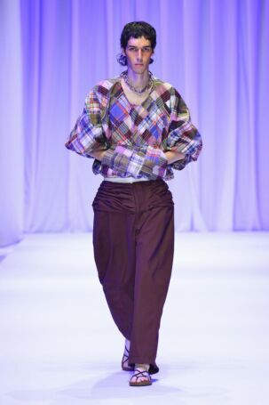 4/12 | STEPHVERANO (Bench Design Awards: Philippine Fashion Now) Spring 2026 | Photo Credit: JFWO Japan Fashion Week Organization STEPHVERANO (Bench Design Awards: Philippine Fashion Now) Spring 2026 | Photo Credit: JFWO Japan Fashion Week Organization