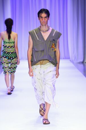 6/12 | STEPHVERANO (Bench Design Awards: Philippine Fashion Now) Spring 2026 | Photo Credit: JFWO Japan Fashion Week Organization STEPHVERANO (Bench Design Awards: Philippine Fashion Now) Spring 2026 | Photo Credit: JFWO Japan Fashion Week Organization