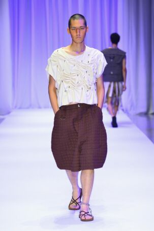 7/12 | STEPHVERANO (Bench Design Awards: Philippine Fashion Now) Spring 2026 | Photo Credit: JFWO Japan Fashion Week Organization STEPHVERANO (Bench Design Awards: Philippine Fashion Now) Spring 2026 | Photo Credit: JFWO Japan Fashion Week Organization