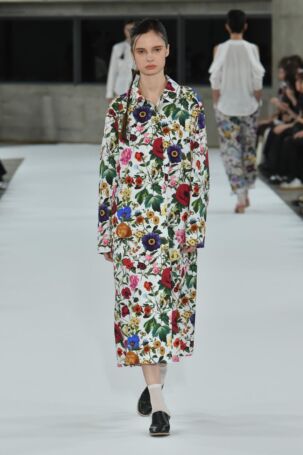 3/47 | support surface Spring 2026 | Photo Credit: JFWO Japan Fashion Week Organization support surface Spring 2026 | Photo Credit: JFWO Japan Fashion Week Organization