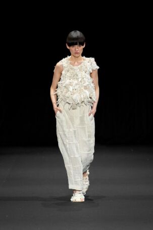 6/15 | TANG TSUNG CHIEN (Global Fashion Collective) Spring 2026 | Photo Credit: JFWO Japan Fashion Week Organization TANG TSUNG CHIEN (Global Fashion Collective) Spring 2026 | Photo Credit: JFWO Japan Fashion Week Organization