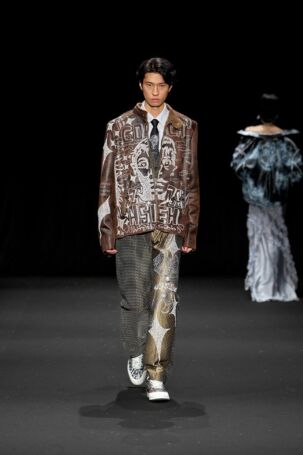 6/16 | WooLeeX (Global Fashion Collective) Spring 2026 | Photo Credit: JFWO Japan Fashion Week Organization WooLeeX (Global Fashion Collective) Spring 2026 | Photo Credit: JFWO Japan Fashion Week Organization