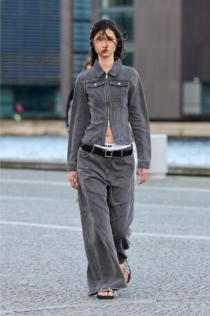 9/32 | Alis Spring 2026 | Photo: James Cochrane | Courtesy of Copenhagen Fashion Week Alis Spring 2026 | Photo: James Cochrane | Courtesy of Copenhagen Fashion Week