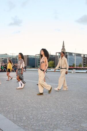 3/12 | Setting at Alis Spring 2026 | Photo: James Cochrane | Courtesy of Copenhagen Fashion Week Setting at Alis Spring 2026 | Photo: James Cochrane | Courtesy of Copenhagen Fashion Week