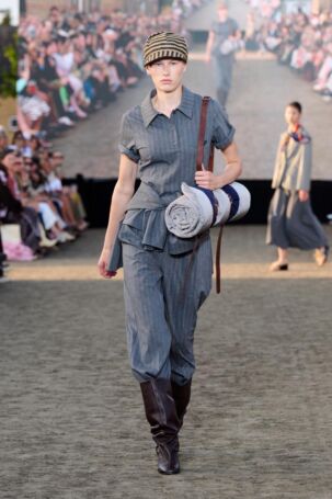 1/44 | Baum und Pferdgarten Spring 2026 | Photo: James Cochrane | Courtesy of Copenhagen Fashion Week Baum und Pferdgarten Spring 2026 | Photo: James Cochrane | Courtesy of Copenhagen Fashion Week