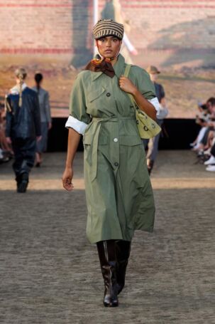 5/44 | Baum und Pferdgarten Spring 2026 | Photo: James Cochrane | Courtesy of Copenhagen Fashion Week Baum und Pferdgarten Spring 2026 | Photo: James Cochrane | Courtesy of Copenhagen Fashion Week