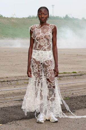 4/36 | Cecilie Bahnsen Spring 2026 | Photo: James Cochrane | Courtesy of Copenhagen Fashion Week Cecilie Bahnsen Spring 2026 | Photo: James Cochrane | Courtesy of Copenhagen Fashion Week