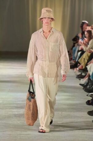 8/32 | CMMN SWDN Spring 2026 | Photo: James Cochrane | Courtesy of Copenhagen Fashion Week CMMN SWDN Spring 2026 | Photo: James Cochrane | Courtesy of Copenhagen Fashion Week