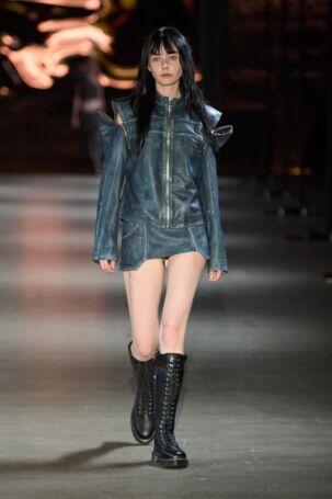3/32 | Deadwood Spring 2026 | Photo: James Cochrane | Courtesy of Copenhagen Fashion Week Deadwood Spring 2026 | Photo: James Cochrane | Courtesy of Copenhagen Fashion Week
