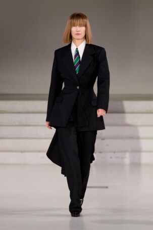 2/30 | Forza Collective Spring 2026 | Photo: James Cochrane | Courtesy of Copenhagen Fashion Week Forza Collective Spring 2026 | Photo: James Cochrane | Courtesy of Copenhagen Fashion Week